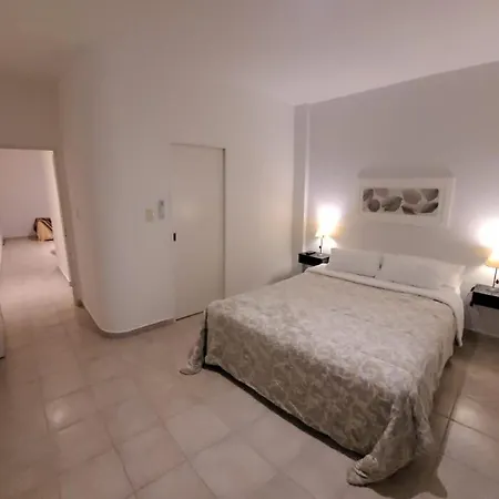 Departamento Confortable Centrico Con Cochera Para 4 Personas Corrientes Exterior photo