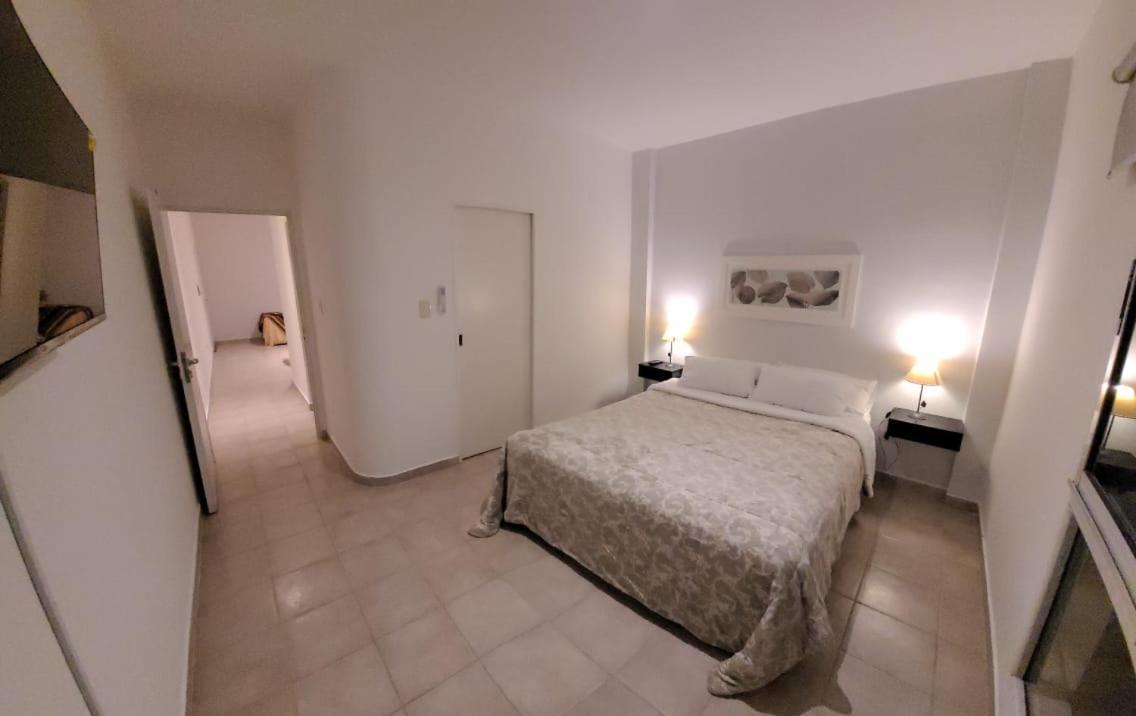 Departamento Confortable Centrico Con Cochera 4 Personas * Corrientes